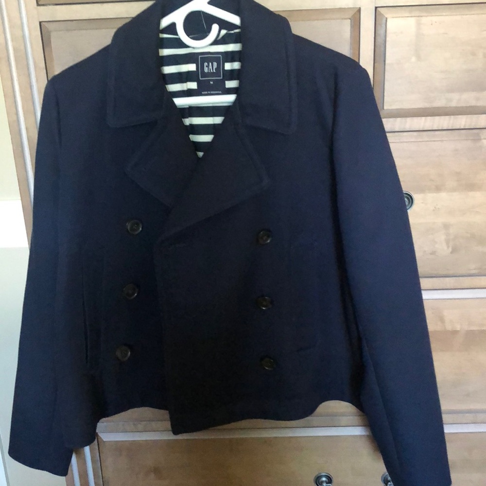 Gap crop pea coat nwt